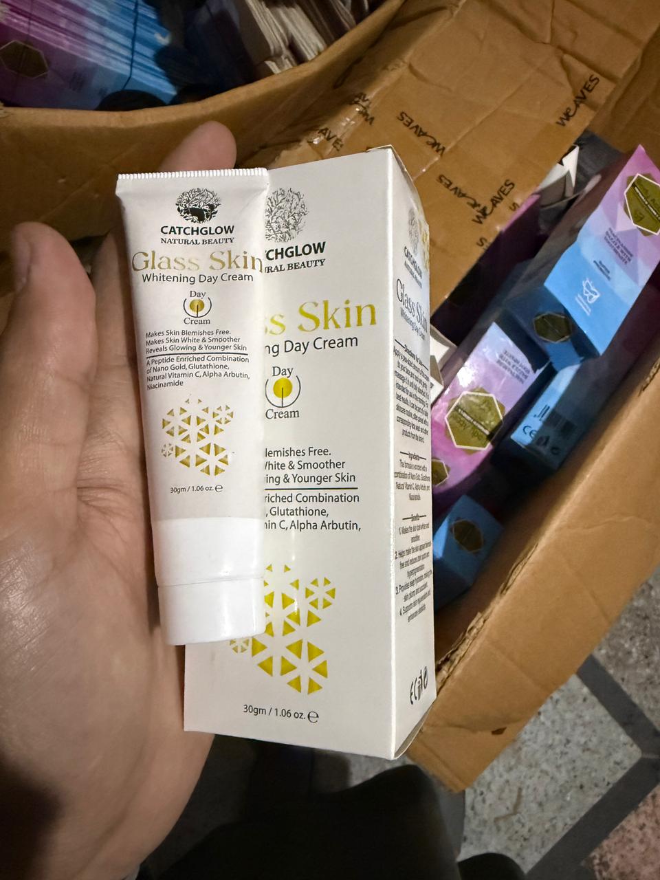 CatchGlow Glass Skin Whitening Day Cream – Brightening & Glowing Skin Cream